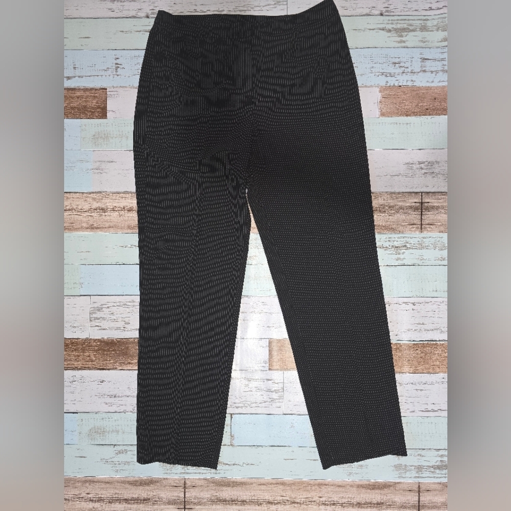 Ann Klein Chic Black Pin-stripped Pants